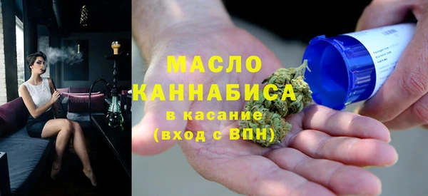 твердый Аксай